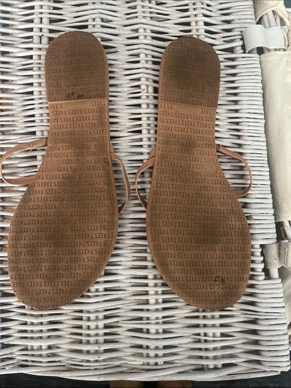 TKEES Thin Strap Slide Sandals in Nude/Tan sarit - Picture 4 of 4